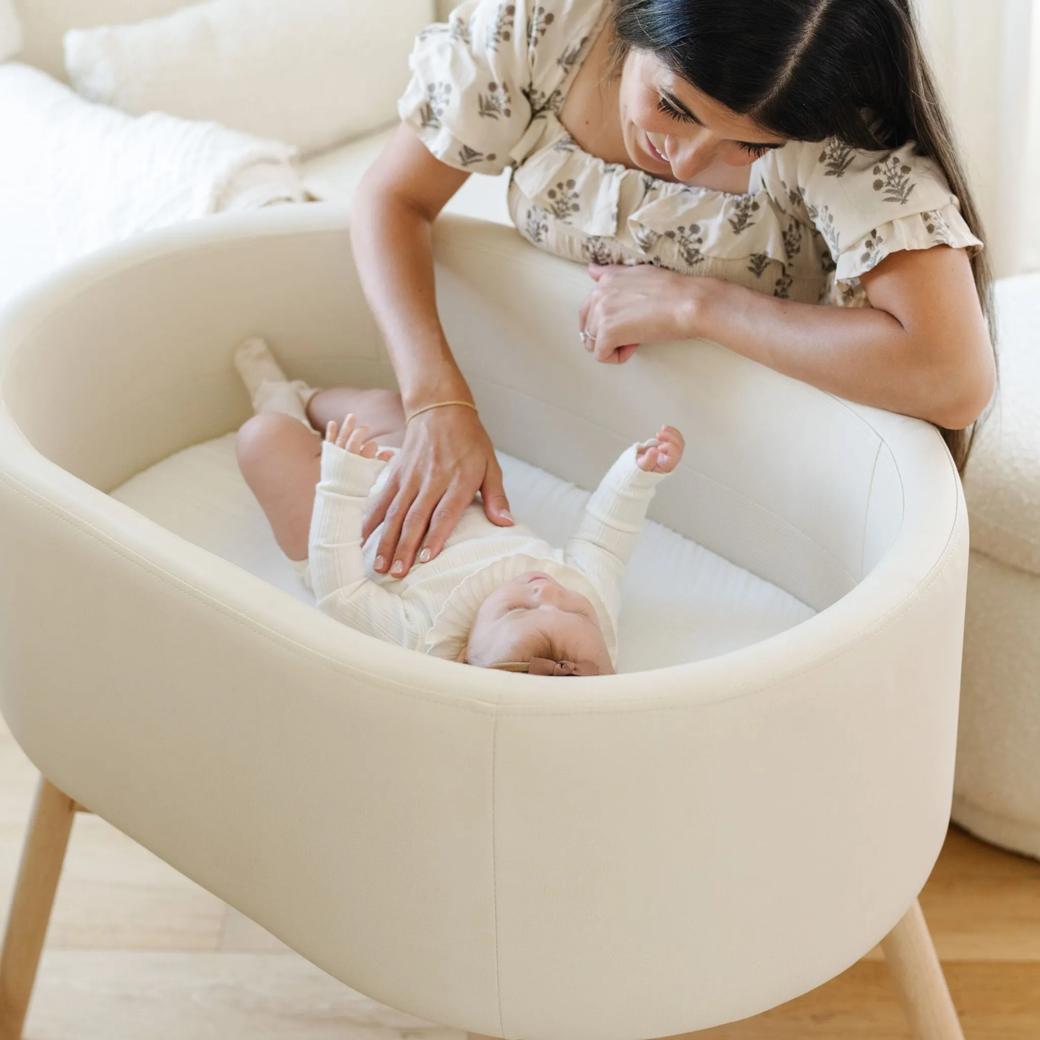 Babyletto x GATHRE Capsule Bassinet | Ivory