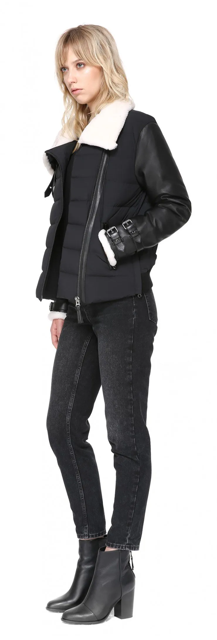 Mackage -  JOVIE RELAXED LIGHTWEIGHT DOWN WITH SHEEPSKIN IN BLACK