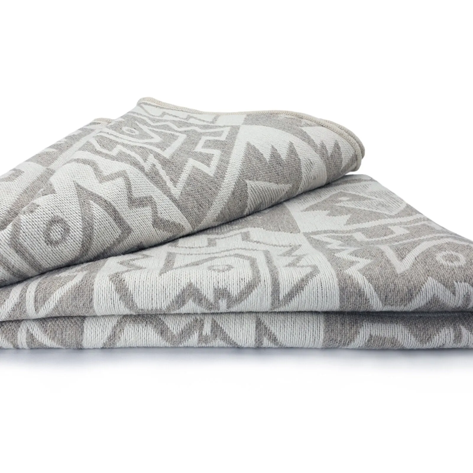 Tiwintza - Heavy and Thick Extra Large Llama wool artisanal handwoven Blanket - Ivory/Gray - Aztec Pattern