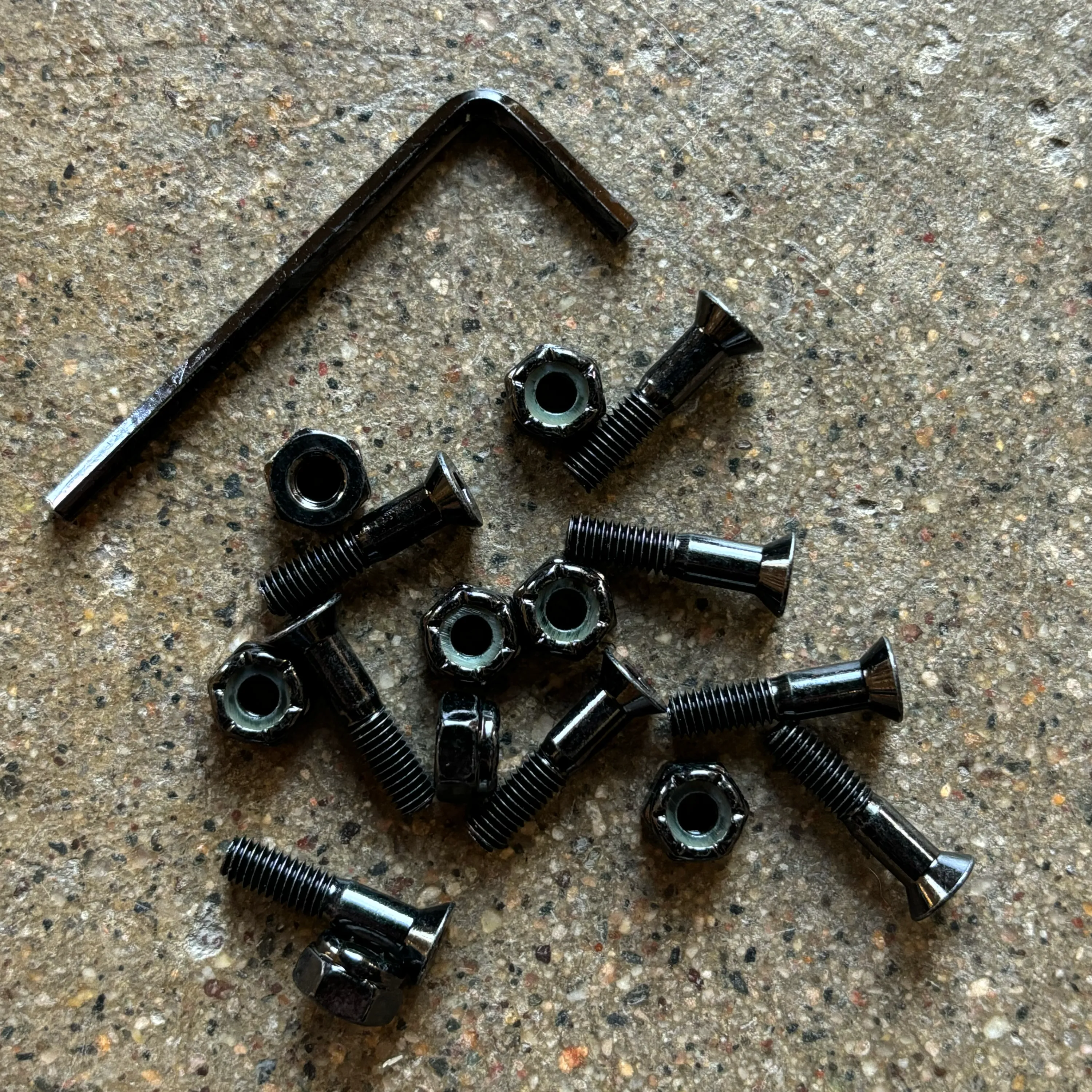 TOP HEAVY 7/8" ALLEN HARDWARE